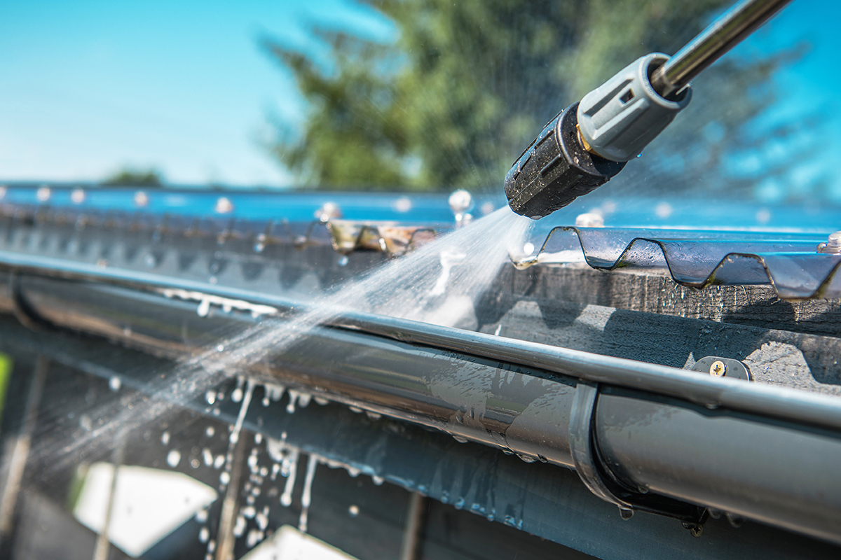 Jet washing gutters
